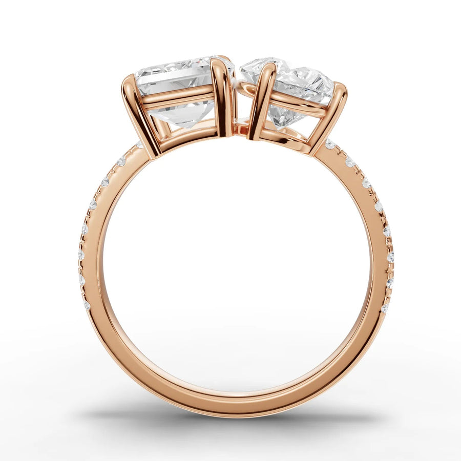 Toi et moi lab-grown ring rose gold close-up