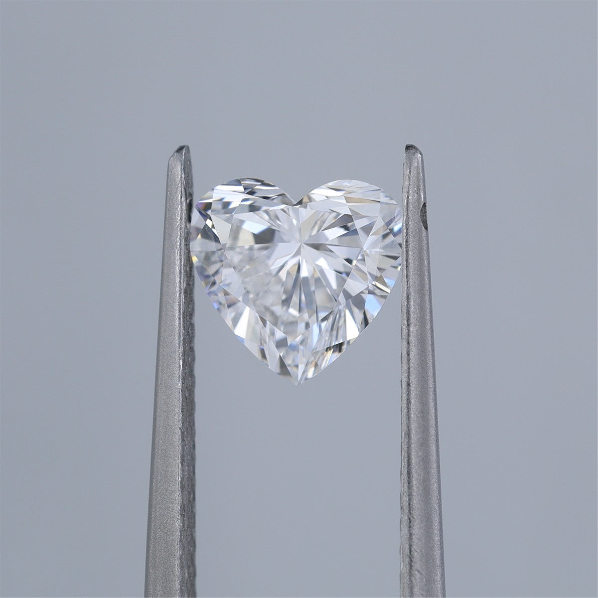 1.00ct D VVS2 HEART IGI lab
