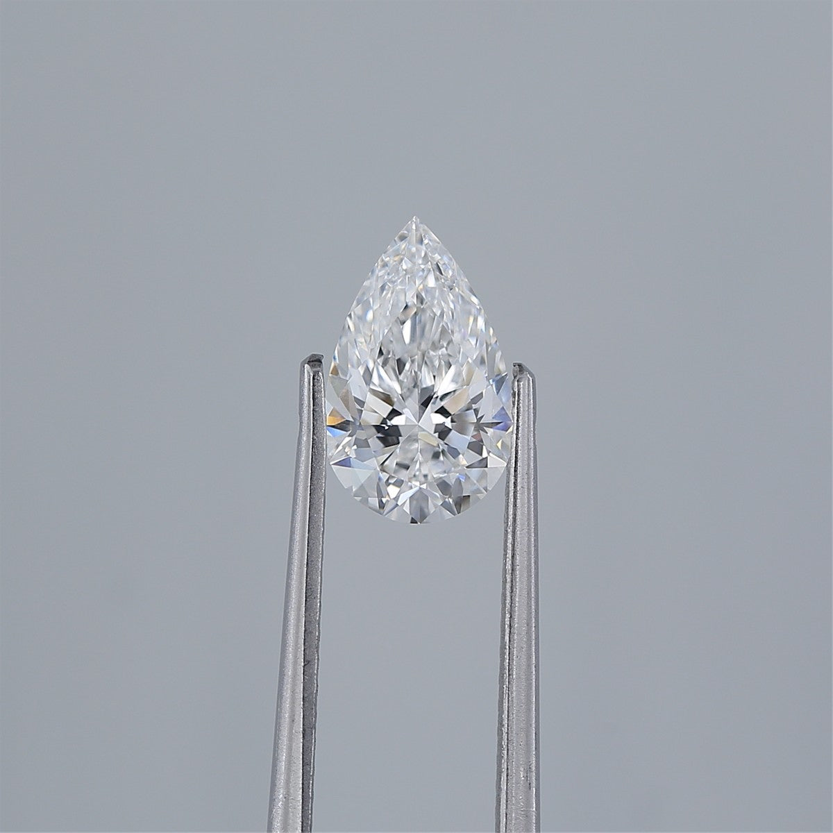 1.03ct D VVS1 PEAR IGI lab