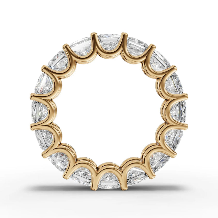 Princess cut lab-grown wedding band yellow gold close-up