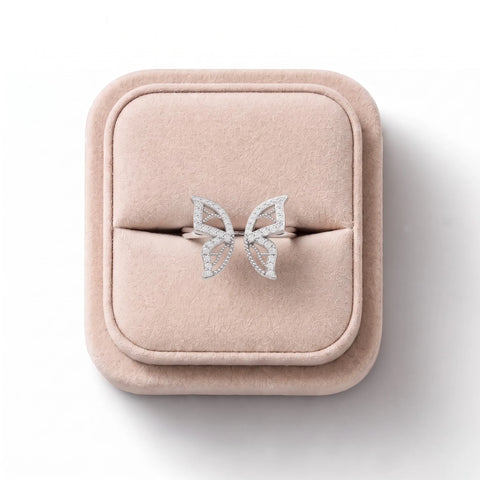 0.24 CT Round Butterfly Statement Lab Grown Diamond Ring