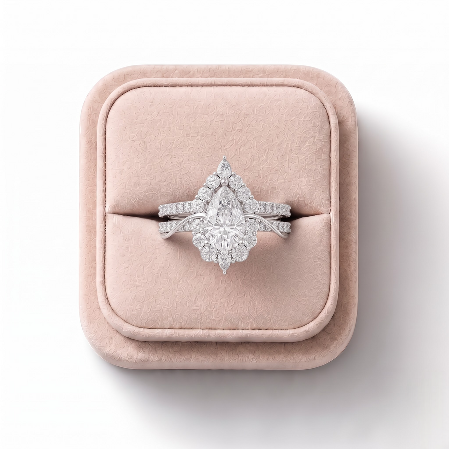 1.83 Ct Pear Halo with Split Pavé Band Set 1.00 Ct Center