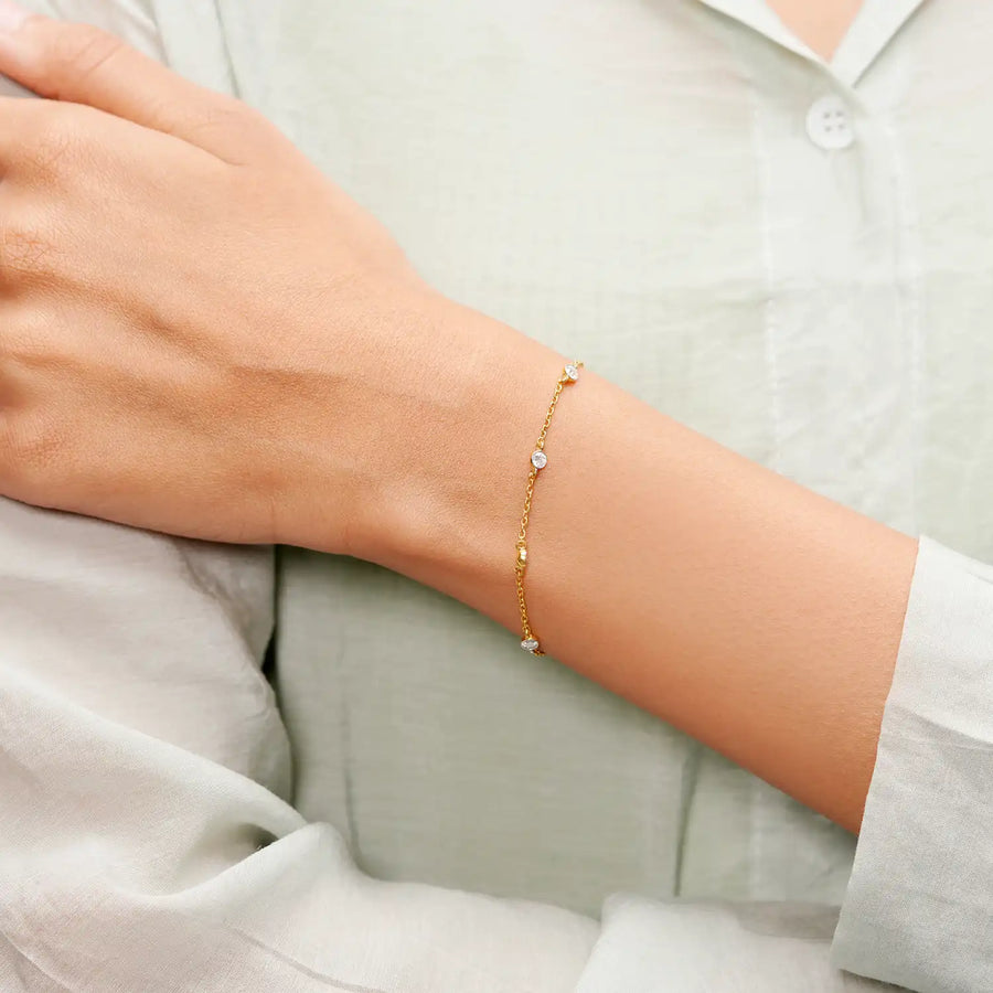 Model wearing bezel diamond bead bracelet