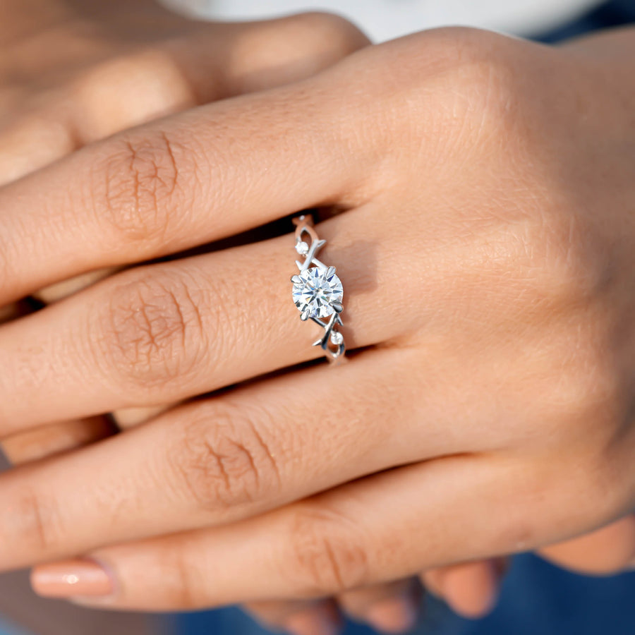 1.07 CT intertwined lab-grown diamond ring top view