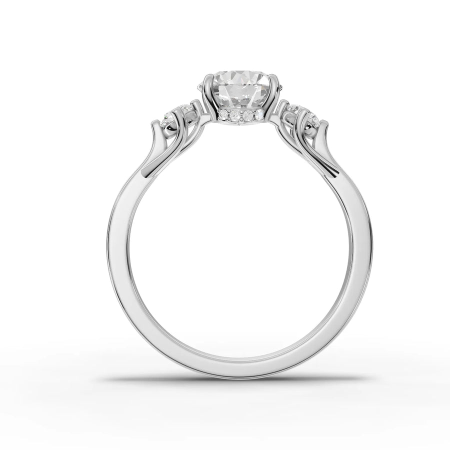 White gold accented band detail