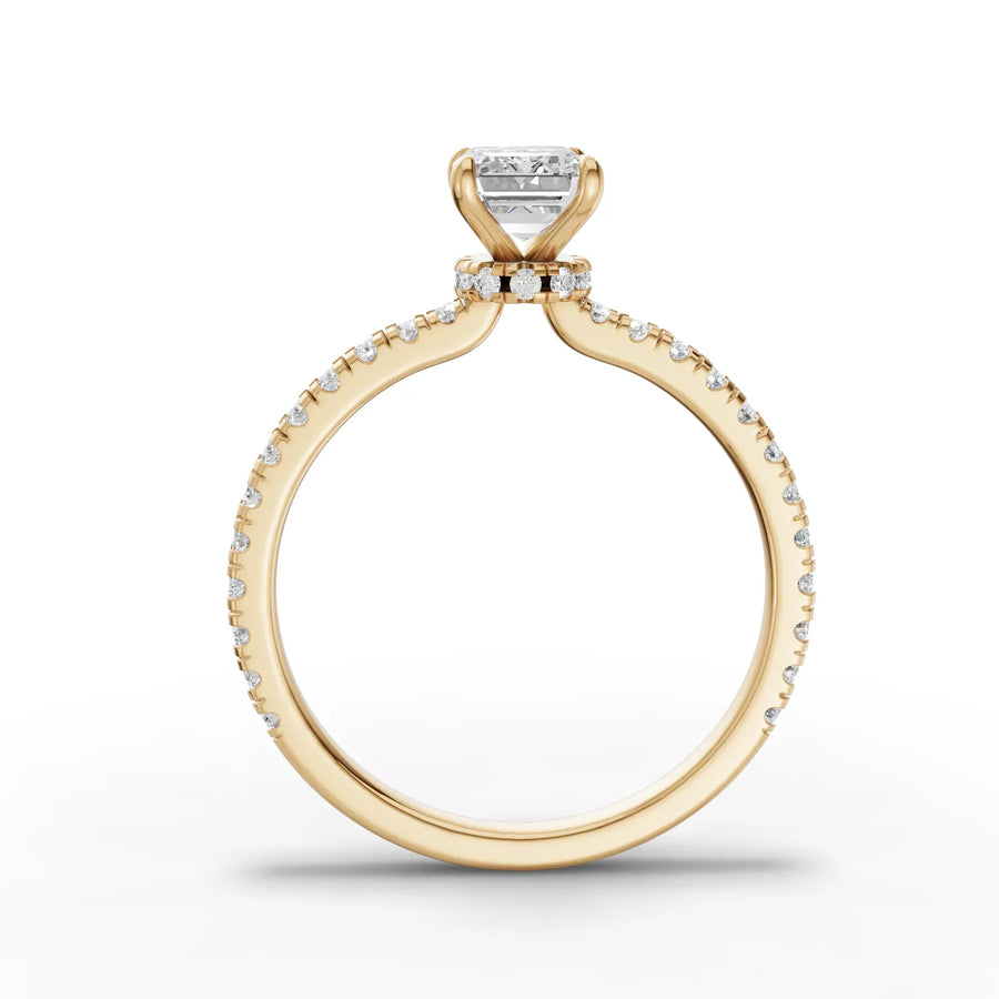 Yellow gold ring macro