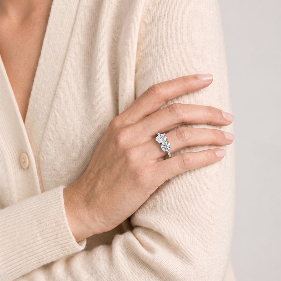 3.16 Ct Round Oval Toi et Moi Pavé Ring