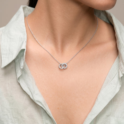 0.28 Ct Interlocking Circle Lab Grown Diamond Pendant Necklace