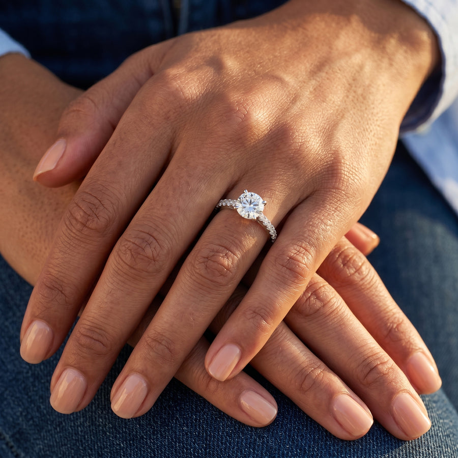 1.33 Ct Round Diamond Solitaire With Side Stone Ring