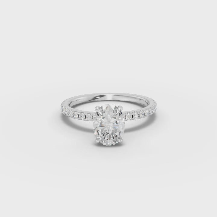 360 rotation of 1.29 CT oval lab-grown diamond ring