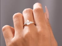 Model wearing 1.73 CT pear-shaped lab-grown diamond ring video