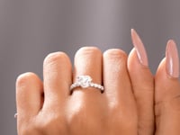 Model wearing heart-shaped lab-grown diamond ring video clip