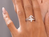 Model wearing 1.63 CT princess cut halo diamond ring set video