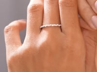 Model video wearing twisted band lab-grown diamond ring