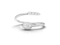 360 rotation of 0.34 CT open-band lab-grown diamond ring