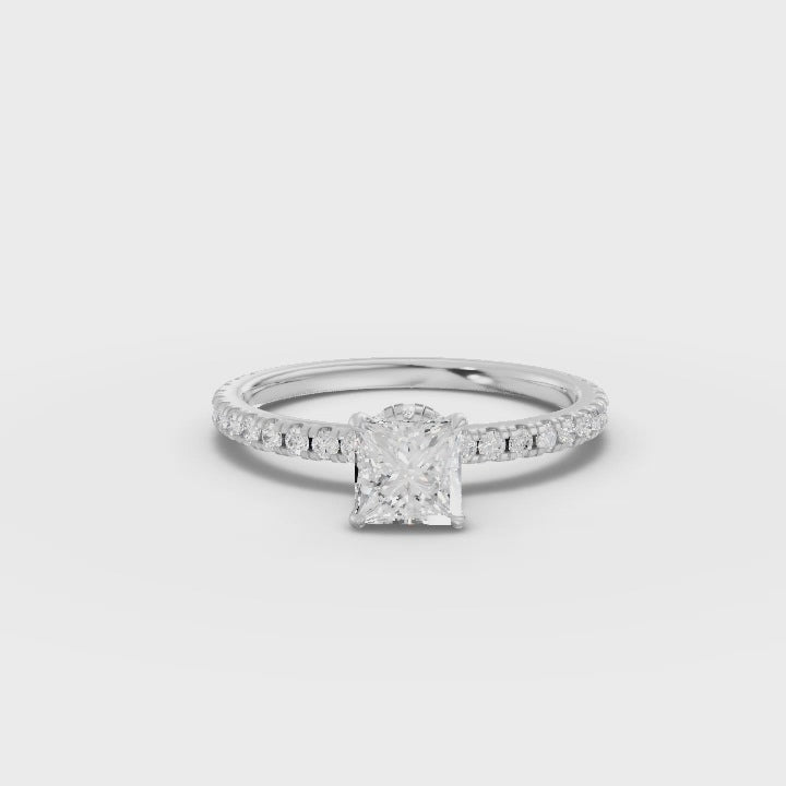 360 rotation of 0.79 CT princess lab-grown diamond ring