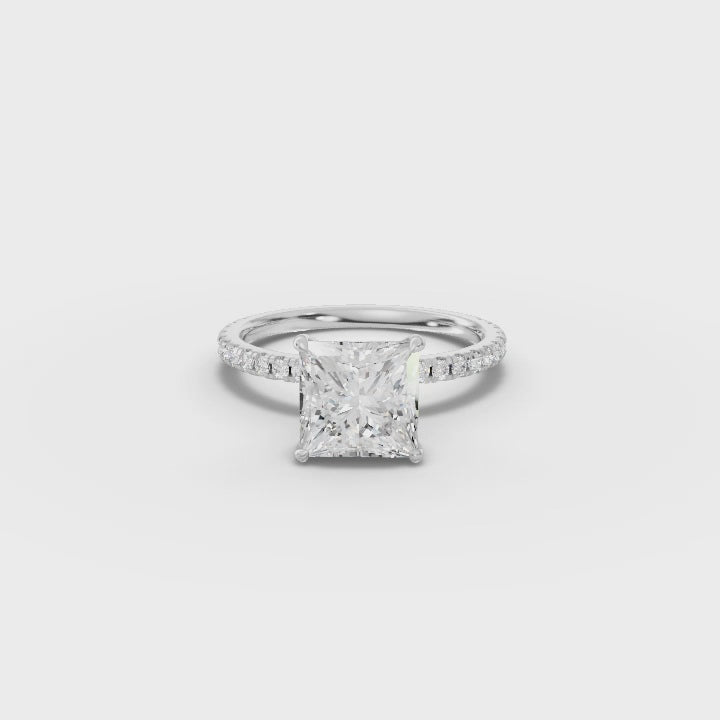 360 rotation of 2.29 CT princess lab-grown diamond ring