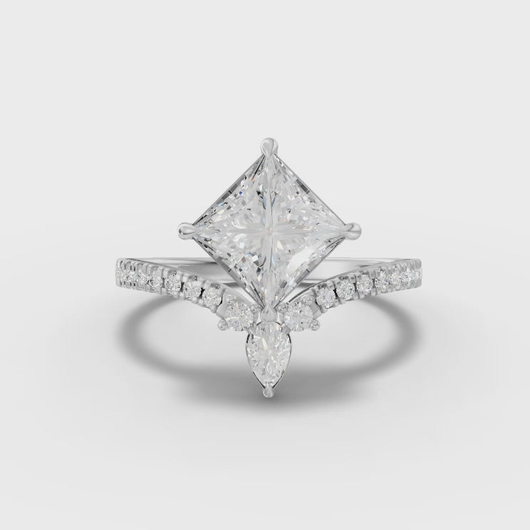 360° rotation video of princess pear ring