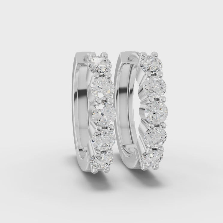 360 rotation of Lab-grown diamond huggie earrings