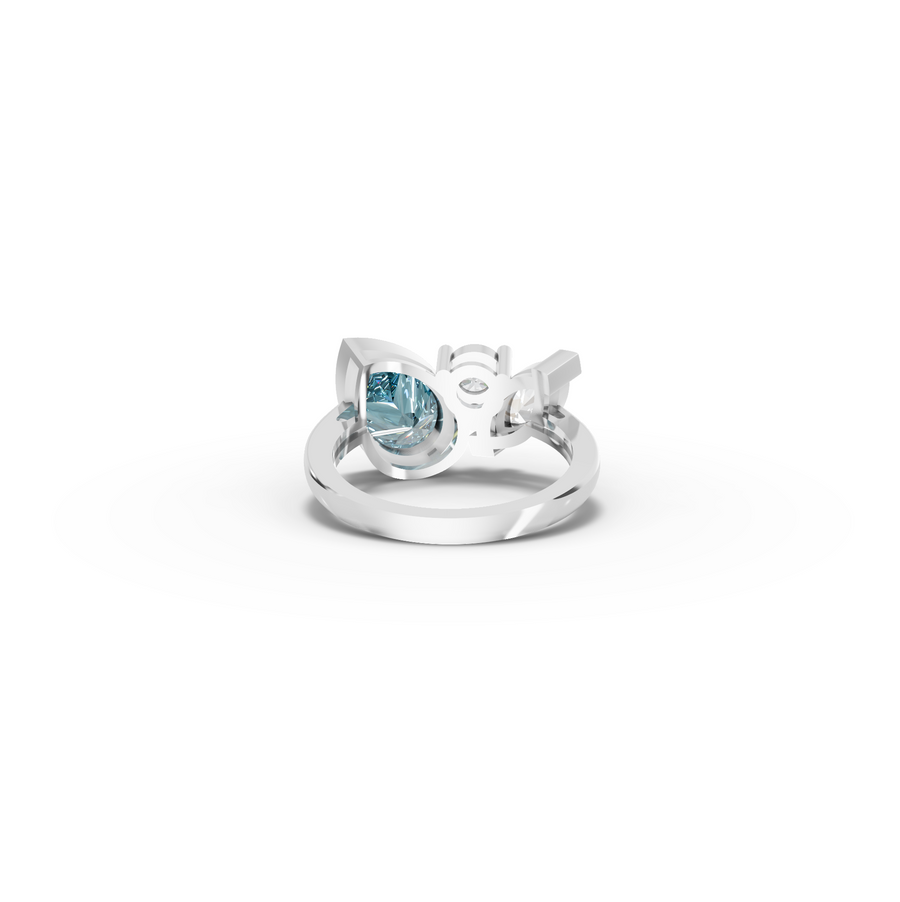 2.82 Ct Aquamarine Three Stone Ring 2.00 Ct Center