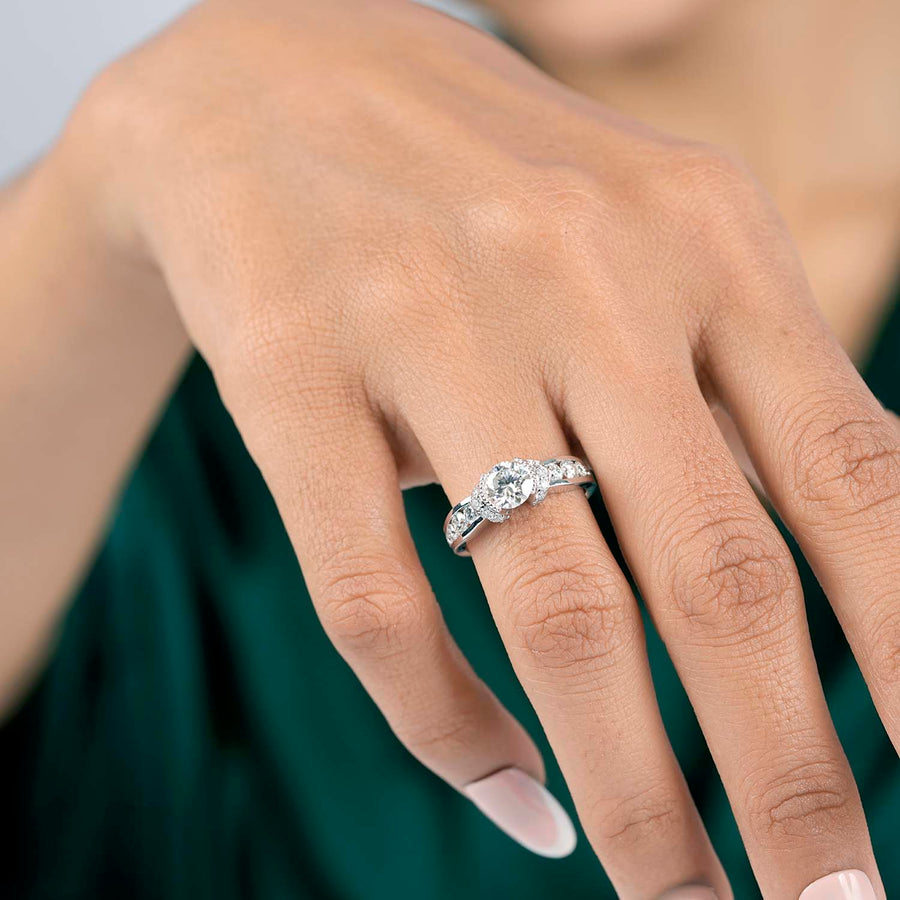 Halo diamond band ring model angle
