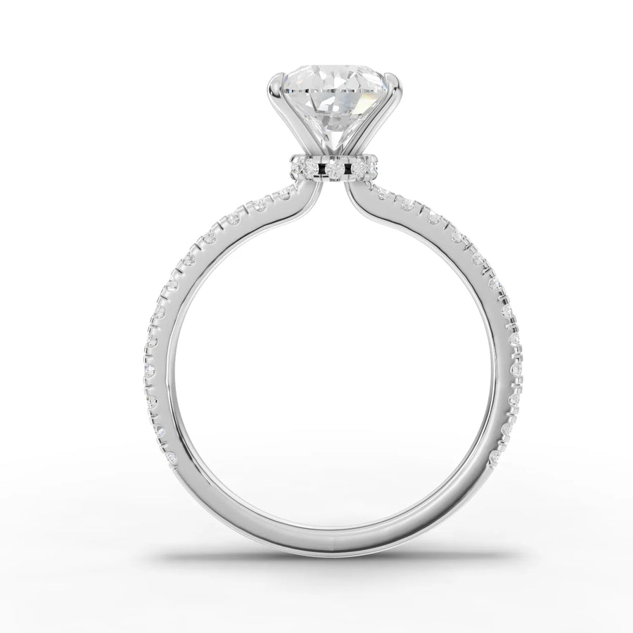 Pear lab-grown ring white gold close-up